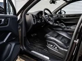 Porsche Cayenne thumbnail 5