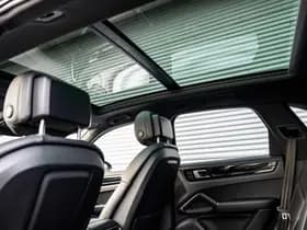 Porsche Cayenne thumbnail 7