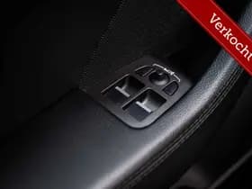 Jaguar F-Type thumbnail 21