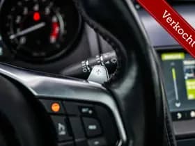 Jaguar F-Type thumbnail 45