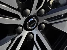 Volvo XC40 thumbnail 19