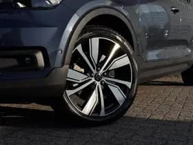 Volvo XC40 thumbnail 33