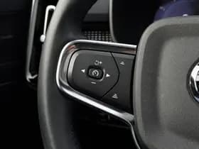 Volvo XC40 thumbnail 38