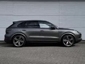 Porsche Cayenne thumbnail 16