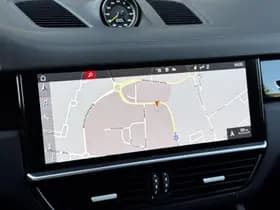 Porsche Cayenne thumbnail 19