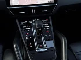 Porsche Cayenne thumbnail 28