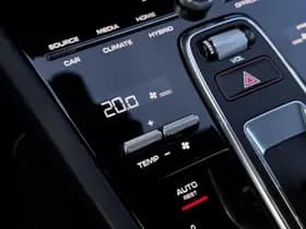 Porsche Cayenne thumbnail 34