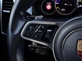 Porsche Cayenne thumbnail 46