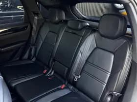 Porsche Cayenne thumbnail 9