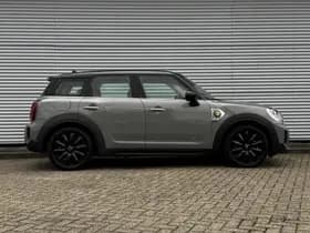 MINI Countryman thumbnail 16