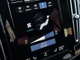 Volvo XC40 thumbnail 25