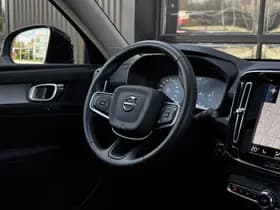 Volvo XC40 thumbnail 35