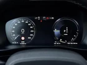 Volvo XC40 thumbnail 36