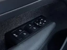 Volvo XC40 thumbnail 42