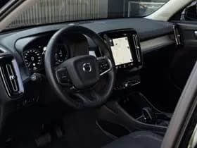 Volvo XC40 thumbnail 6