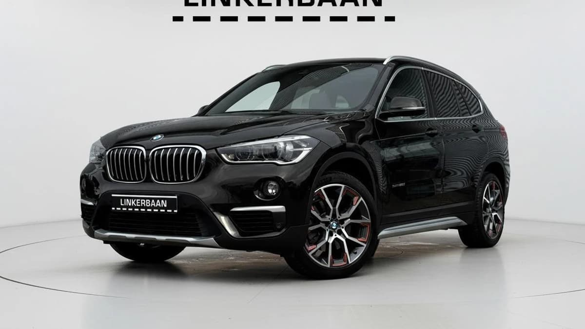 BMW X1 — foto 1