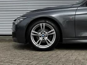 BMW 3-Serie thumbnail 10