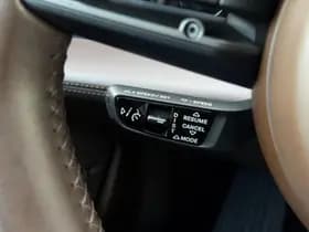 Porsche Taycan thumbnail 45