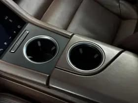 Porsche Taycan thumbnail 56