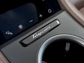 Porsche Taycan thumbnail 57