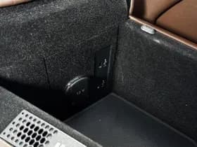 Porsche Taycan thumbnail 58