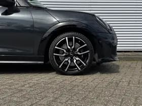 MINI Cooper thumbnail 16