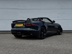 Jaguar F-Type thumbnail 3
