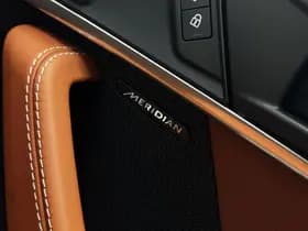 Jaguar F-Type thumbnail 28