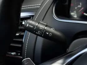 Jaguar F-Type thumbnail 34