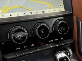 Jaguar F-Type thumbnail 60