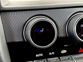 Jaguar F-Type thumbnail 64