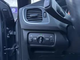 Volvo V40 thumbnail 16