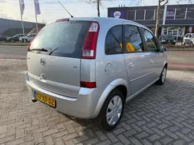 Opel Meriva thumbnail 3