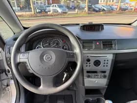 Opel Meriva thumbnail 10