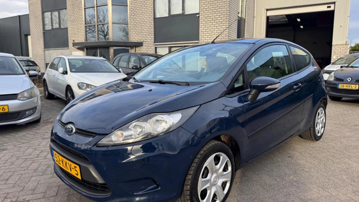 Ford Fiesta — foto 1