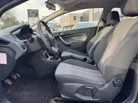 Ford Fiesta thumbnail 8