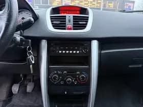 Peugeot 207 thumbnail 12