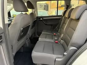 Volkswagen Touran thumbnail 12