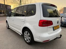Volkswagen Touran thumbnail 4