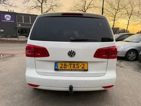 Volkswagen Touran thumbnail 6