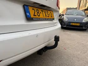 Volkswagen Touran thumbnail 8