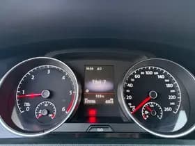 Volkswagen Golf thumbnail 12