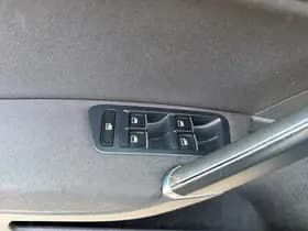 Volkswagen Golf thumbnail 15