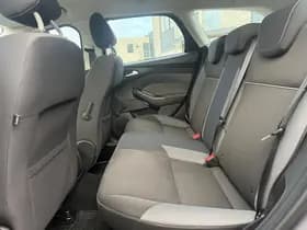 Ford Focus thumbnail 11