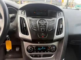 Ford Focus thumbnail 13