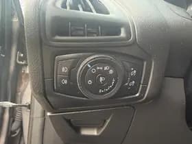Ford Focus thumbnail 17