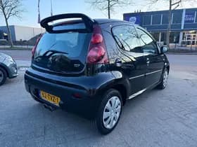 Peugeot 107 thumbnail 4