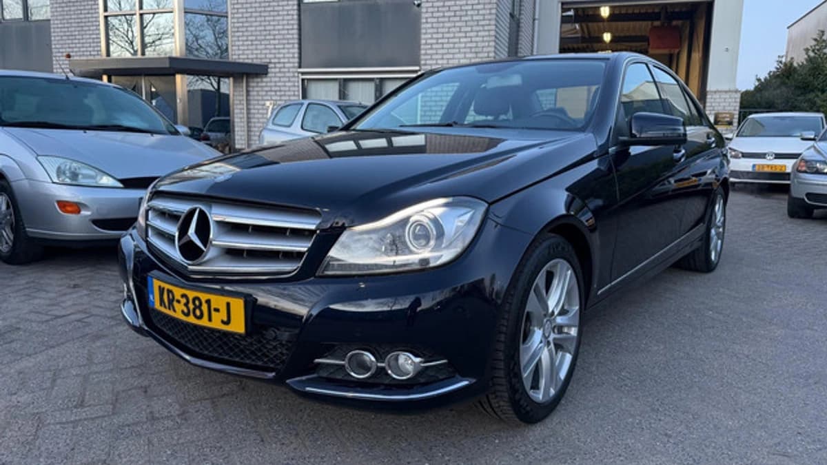 Mercedes-Benz C-Klasse — foto 1