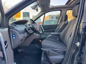 Renault Scénic thumbnail 11