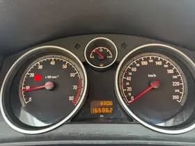 Opel Astra thumbnail 13